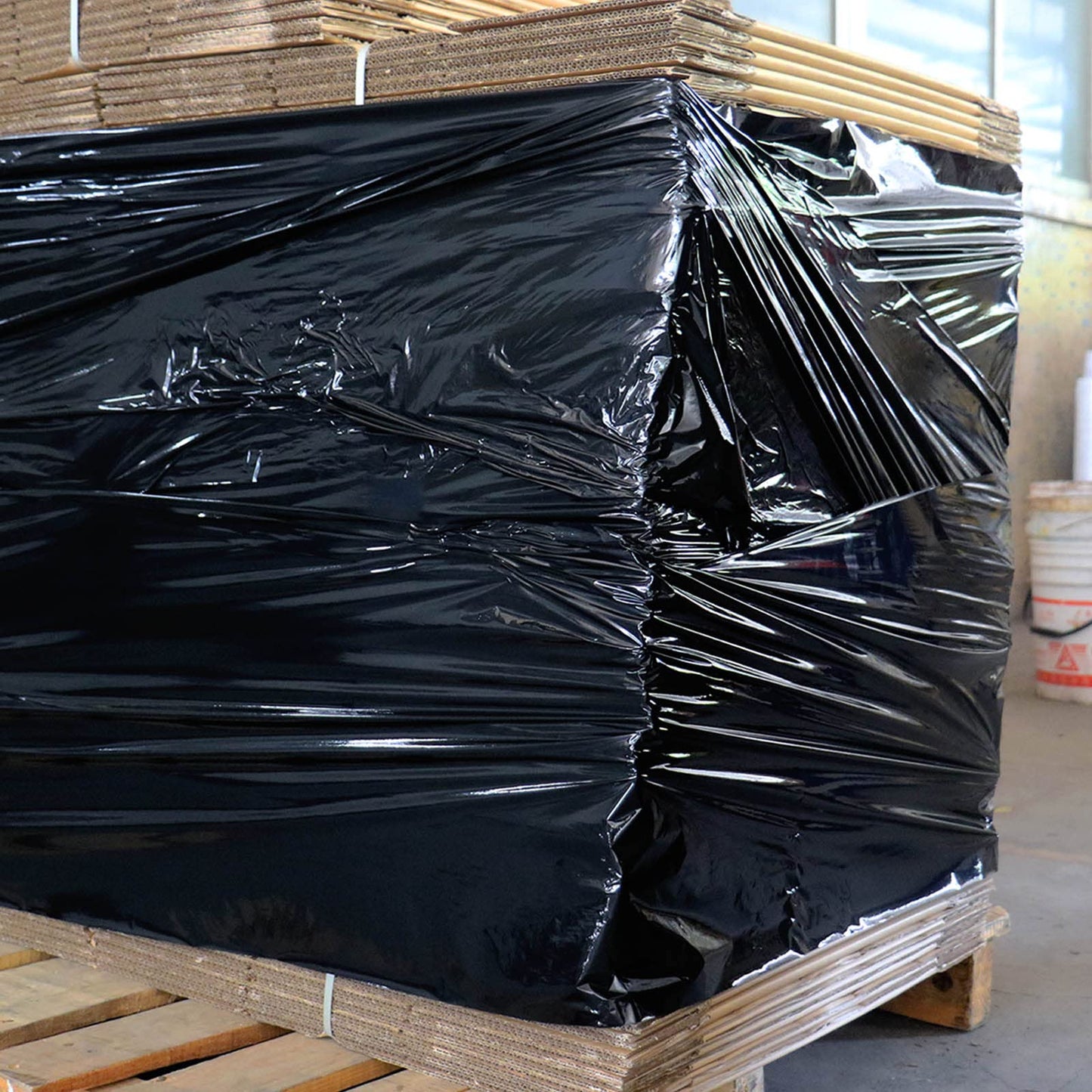 BOMEI PACK Black Stretch Wrap Industrial Strength with Plastic Handle 12" x 1000 Feet 80 Gauge 3-Pack, Black Shrink Wrap, Self-Adhering Black Plastic Wrap for Shipping, Moving