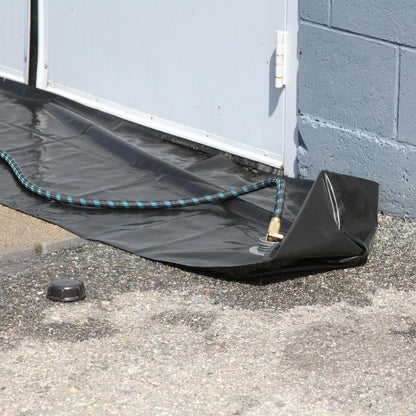 Quick Dam Water Curb – Reusable Water-Filled Flood Barrier for Containing & Diverting Water – Dual-Chamber Design, Compact Storage – 5ft Length