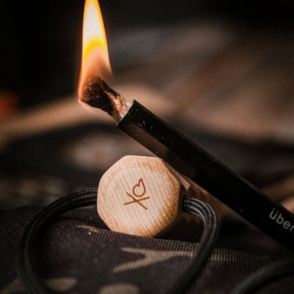 überleben Kräftig Pro Ferro Rod Fire Starter for Survival w/Multi-Tool Fire Striker - 1/2" Thick Fire Steel, 20,000 Strikes - Waterproof Flint and Steel Camping Fire Starter w/Wood Handle, Lanyard