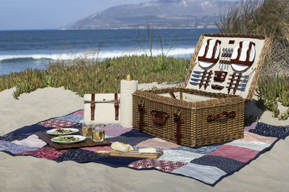 PICNIC TIME Charleston Luxury Picnic Basket for 4, Romantic Vintage English-Style Wooden Basket, Complete Deluxe Service With Blanket, Suitcase-style Handle and Genuine Cowhide Leather, (Beige Canvas)