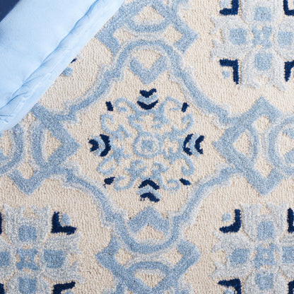 SAFAVIEH Bella Collection 8' x 10' Ivory/Blue BEL155A Handmade Premium Wool & Viscose Area Rug