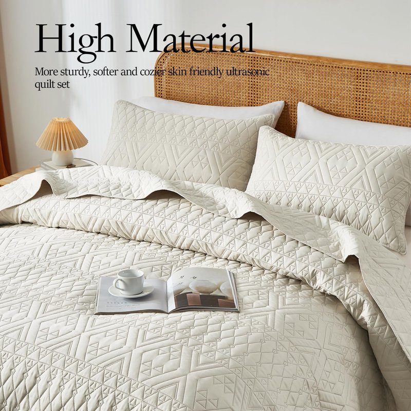 akkialla King/Cal King Quilt Set, Boho Style in a Solid Color, Cream Lightweight Microfiber Bedspread, Soft and Breathable Coverlet for All Seasons, 3-Piece Bedding Set (1 Quilt, 2 Pillow Shams)