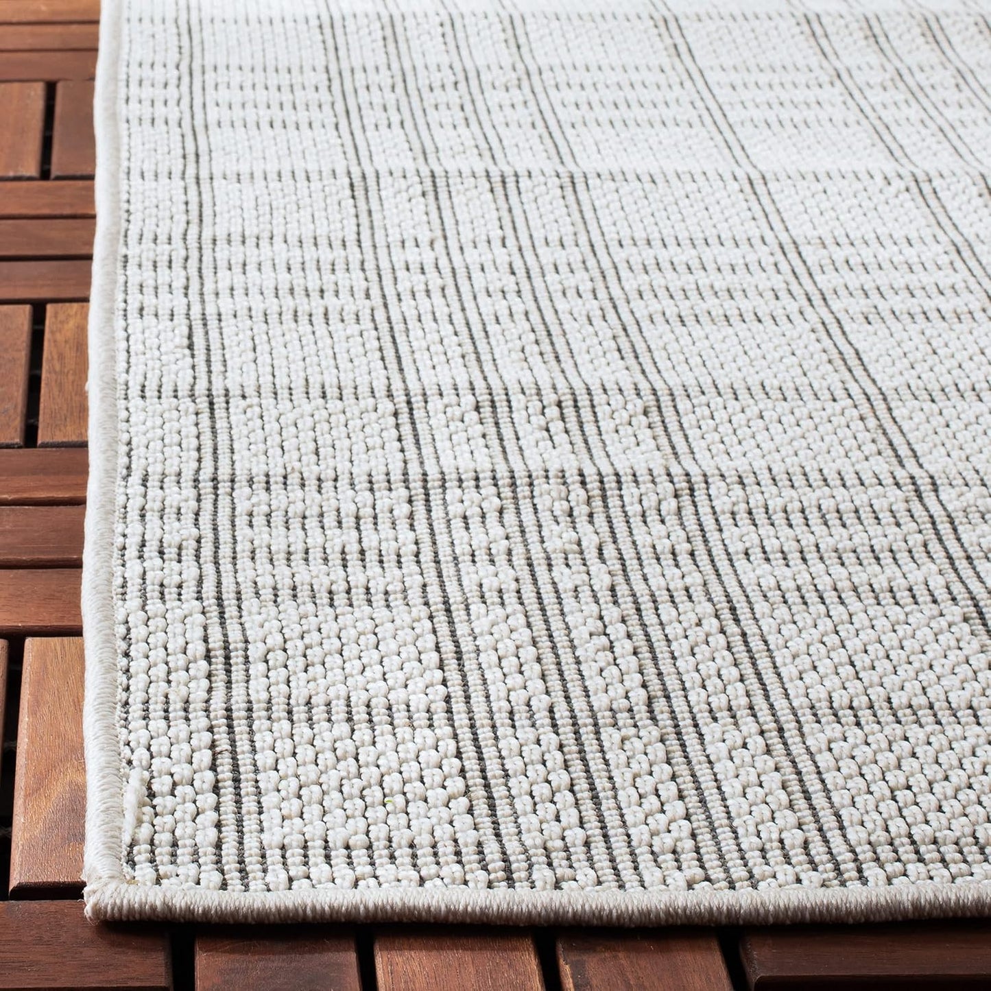 SAFAVIEH Bermuda Collection Runner Rug 2' x 6', Ivory & Light Grey, Non-Shedding, Machine Washable Indoor/Outdoor