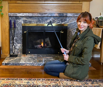 CKLT 28" Firewood Tongs Log Grabber for Thick Logs Outdoor Indoor Camfire Firepit Bonfire Fireplace Tongs Heavy Duty Wrought Rustproof Safely Moves Firewood
