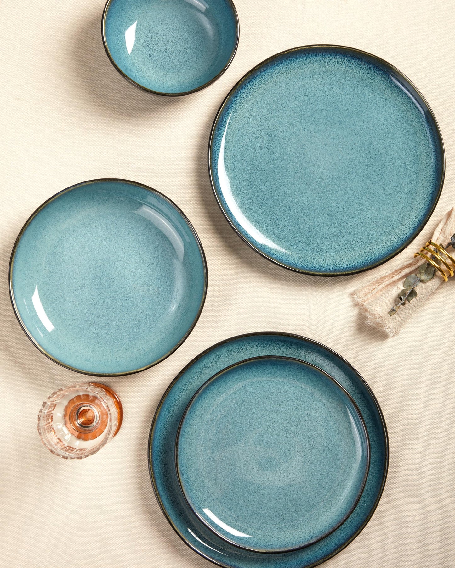 Pokini Extra Large Dinnerware Set for 12, 36 Pieces Ceramic Plates and Bowls Set, Kitchen Dish Set, Microwave & Dishwasher Safe Dishware, Ocean-Inspired Stoneware for Big Gatherings, Green Black