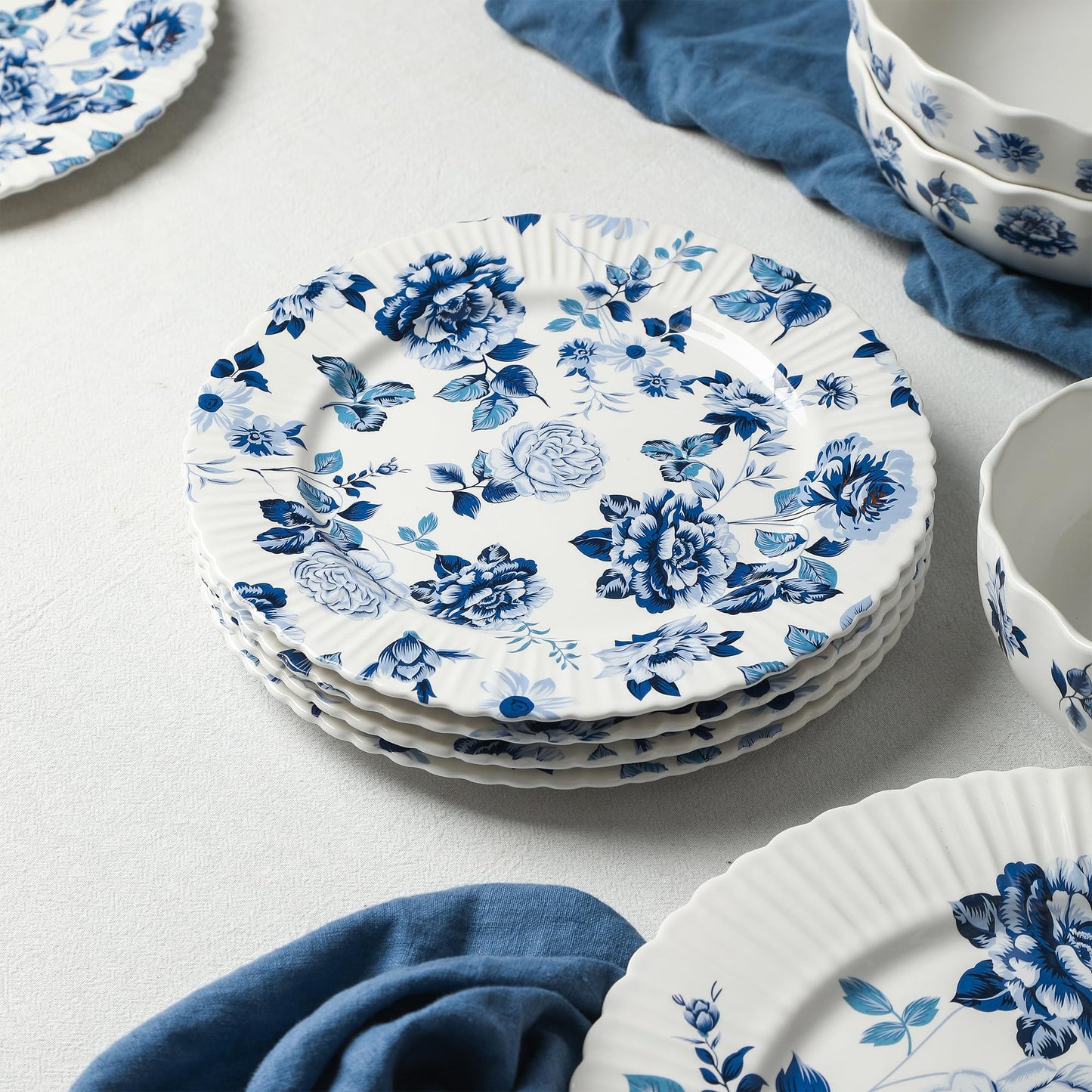 Stone Lain Fiore 24-Piece Dinnerware Set New Bone China, Blue