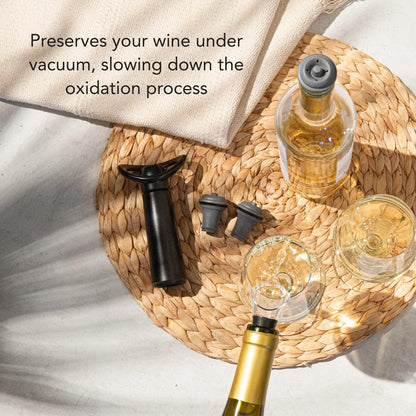Vacu Vin Wine Saver Concerto - Black - 1 Pump 2 Stoppers - Wine Stoppers for Bottles with Vacuum Pump - Reusable - Made in the Netherlands