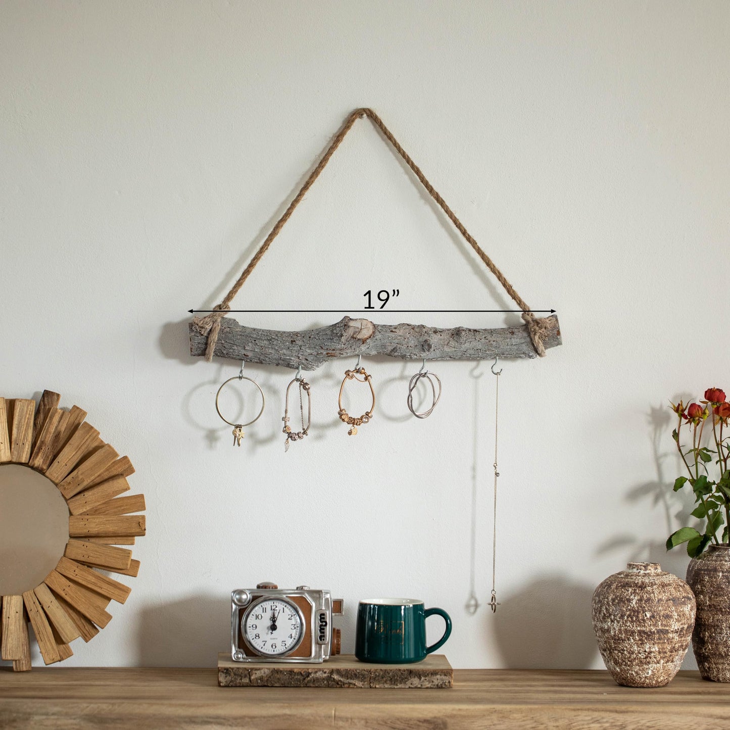 Uniquewise 19-inch Natural Decorative Wooden Log Hanging Farmhouse Wall Decor with 5 Hooks for Jewlery Keys Hats and Wall Accessories Perfect for Entryway Living Room Kitchen Hallways and Dining Area