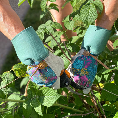 Wells Lamont Women's Botanical Print Leather Palm Pruning Gardening Gloves, Medium (4183M)