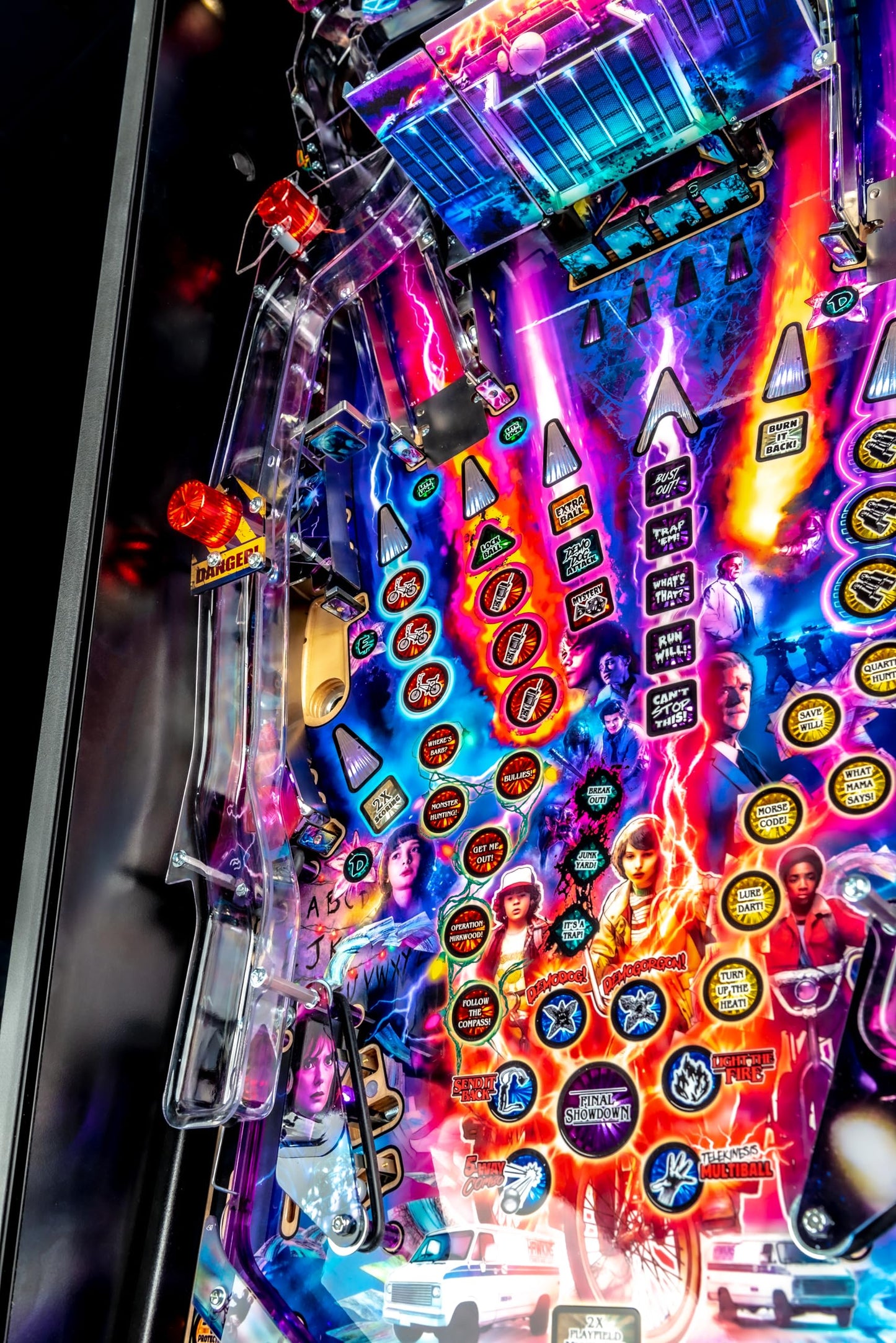 Stern Pinball Stranger Things with Insider Connected, Pro Edition Arcade Pinball Machine