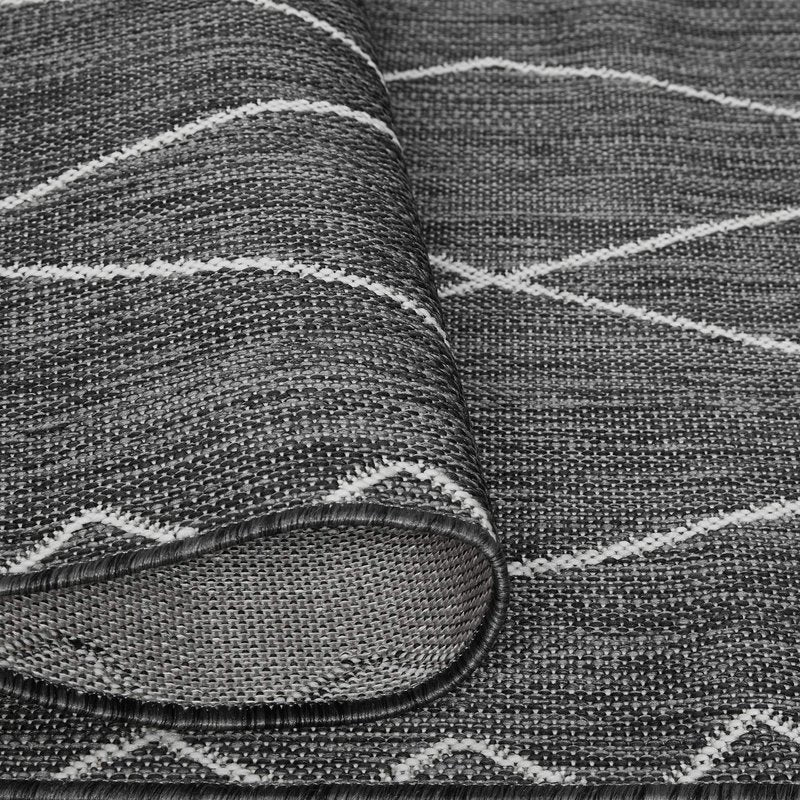 Madison Park Darya Woven Turkish Indoor/Outdoor Area -Rug for Backyard, Geo Moroccan, Home Décor, Weather Resistant Floor Mat, Easy to Clean Patio -Rugs, Deck Carpets, 7'11" x 10', Grey/White