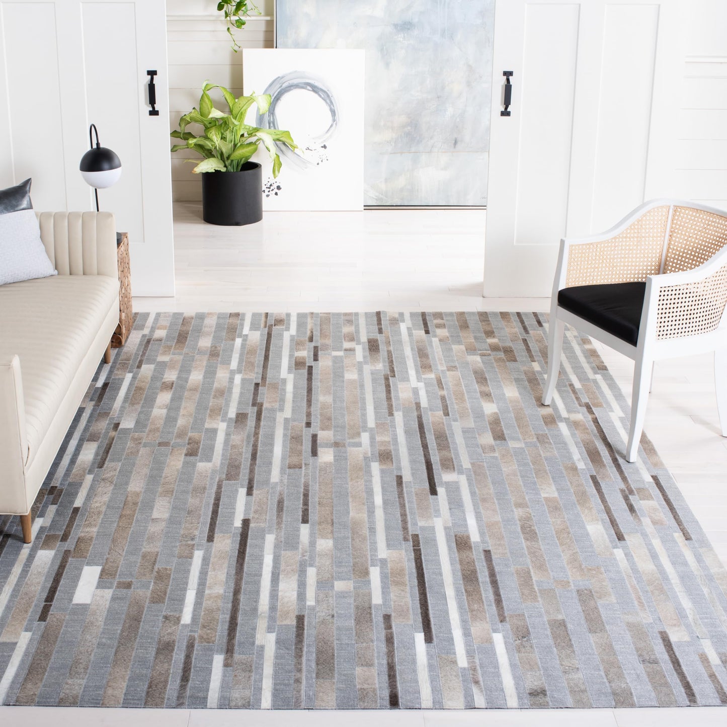 SAFAVIEH Studio Leather Collection 8' x 10' Ivory/Grey STL222A Handmade Mid-Century Modern Leather & Viscose Area Rug