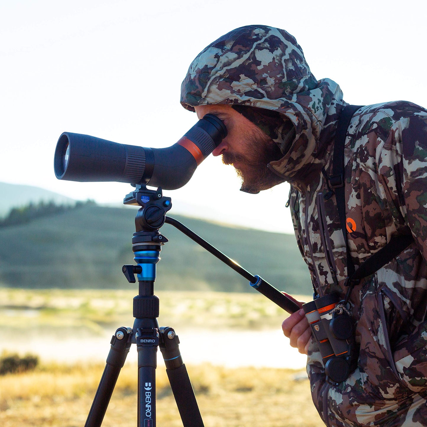 Maven CS.1 Spotting Scope – 15-45x65mm Spotter with ED Glass, HD Field of View, Waterproof & Fogproof, Lightweight Spotting Scope for Hunting, Bird Watching & Target Shooting (Angled)