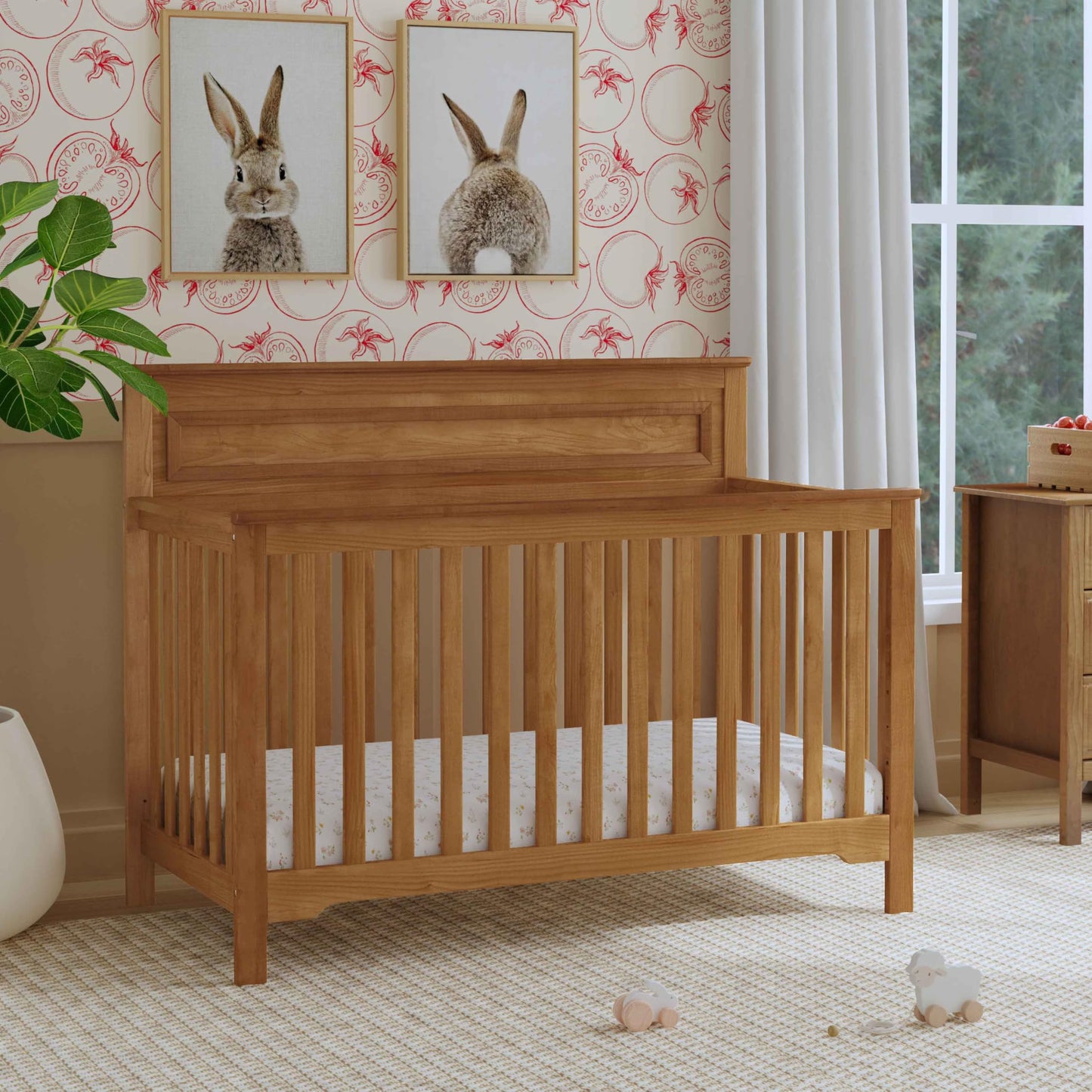 daVinci Autumn 4-in-1 Baby Crib Convertible to Toddler Bed, Daybed, Full-Size Bed - Easy Assembly - GREENGUARD Certified - 4 Adjustable Mattress Heights - Conversion Kit Sold Separately, Chestnut