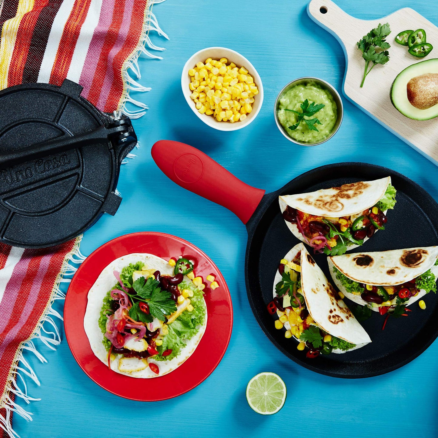 Uno Casa Cast Iron Tortilla Press 8 Inch - Bundle of Skillet for Roti / Comal Pan, Tawa / Dosa Pan Pataconera, Comales para Tortillas