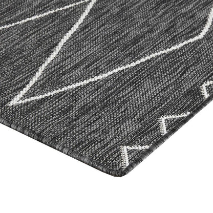 Madison Park Darya Woven Turkish Indoor/Outdoor Area -Rug for Backyard, Geo Moroccan, Home Décor, Weather Resistant Floor Mat, Easy to Clean Patio -Rugs, Deck Carpets, 7'11" x 10', Grey/White