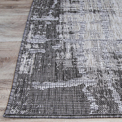 Couristan Charm Tiverton Area Rug, 2'2" x 4'3", Anthracite-Light Gray Indoor/Outdoor Rug