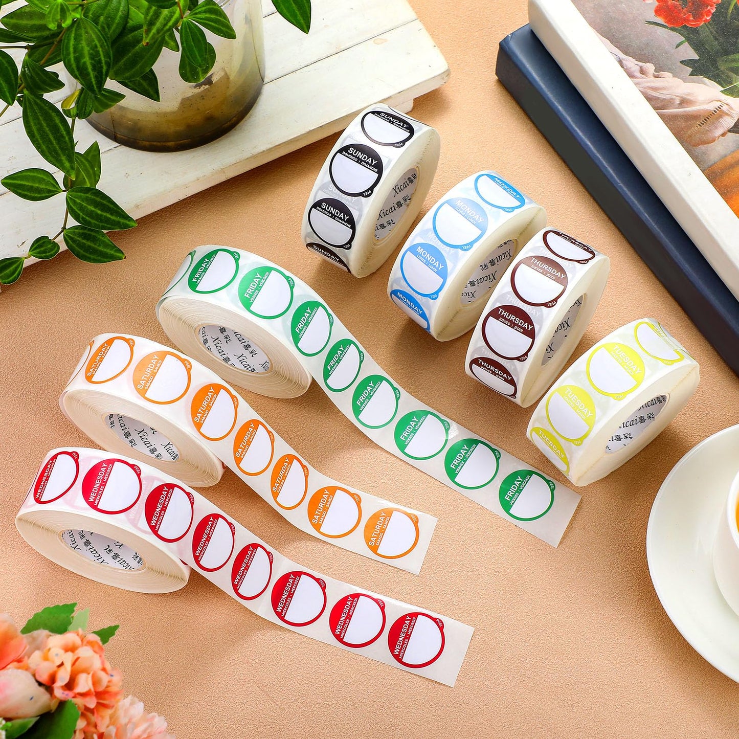 Sayglossy 7000 Pcs Day of Week Label Food Label Monday Through Sunday Management Inventory Sticker Removable Weekly Self Adhesive Date Dot Sticker for Restaurant Kitchen Container (Round)