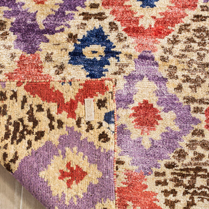 SAFAVIEH Luxor Collection Area Rug - 6' x 9', Purple & Rust, Handmade Ikat Design Banana Silk, Ideal for High Traffic Areas in Living Room, Bedroom (LUX161A)