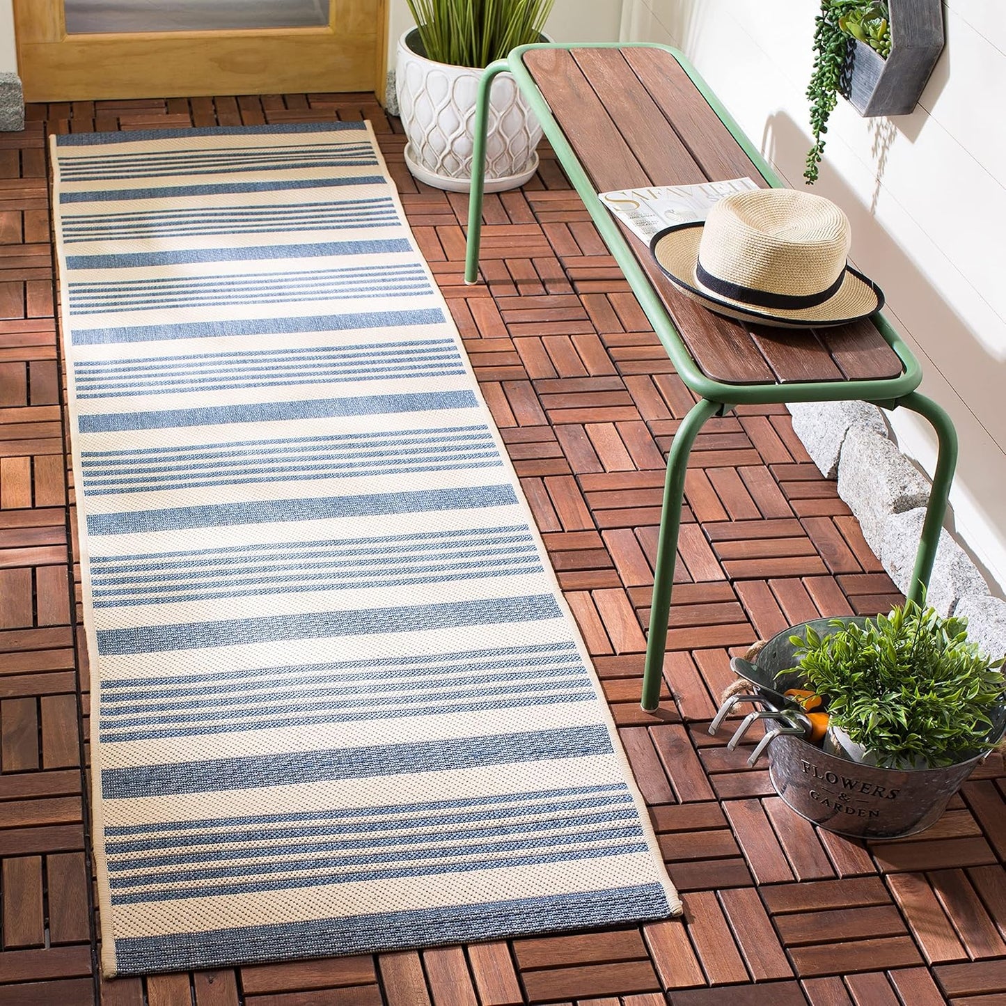 SAFAVIEH Courtyard Collection 2' x 3'7" Beige/Blue CY6062 Stripe Waterproof Indoor/Outdoor Easy Cleaning Mat