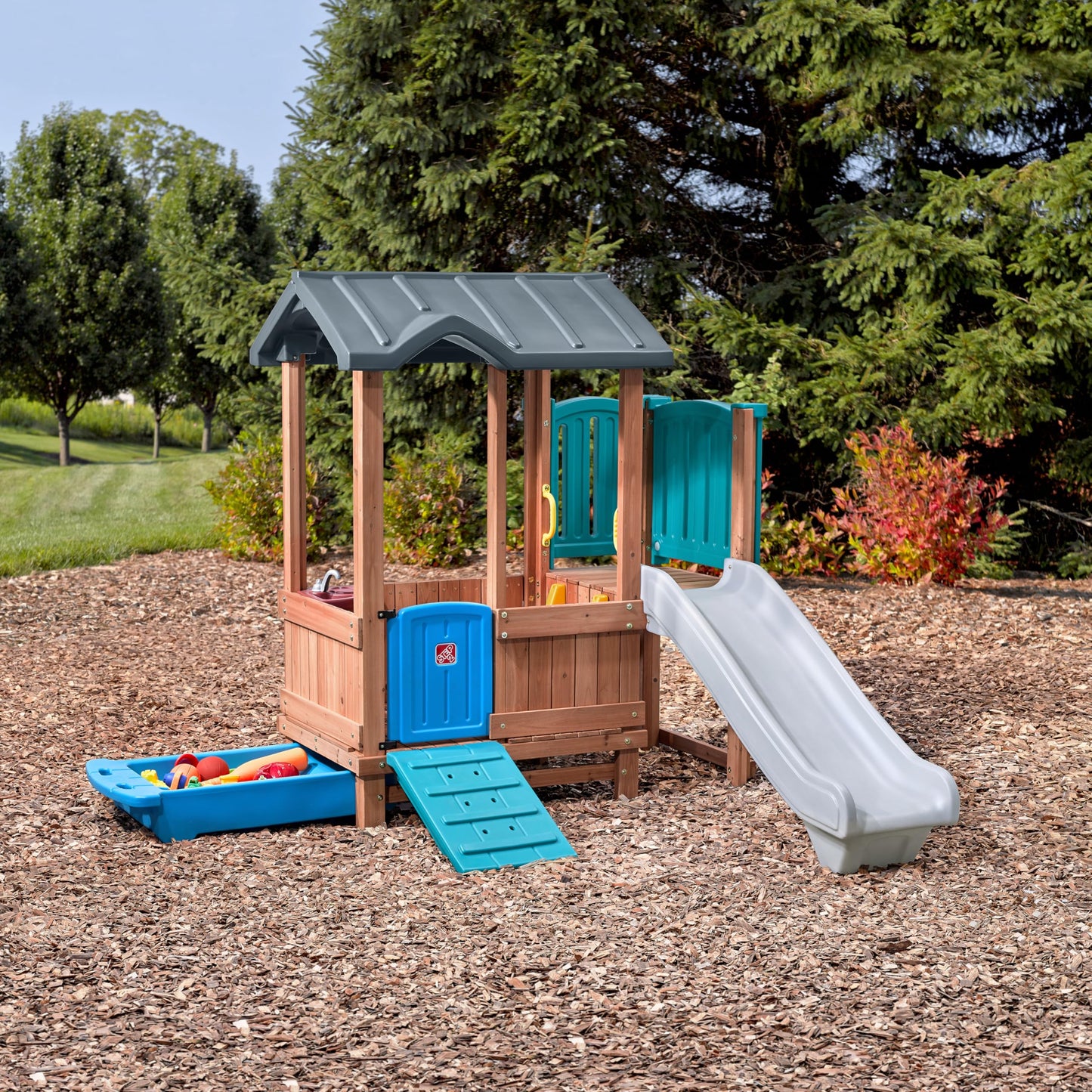 Step2 Woodland Adventure Playhouse & Slide, Kids Outdoor Playset, Backyard Playground Set, Swings, Storage Drawer, Made of Wood & Durable Plastic, Outside Jungle Gym, for Children 3-8 Years Old