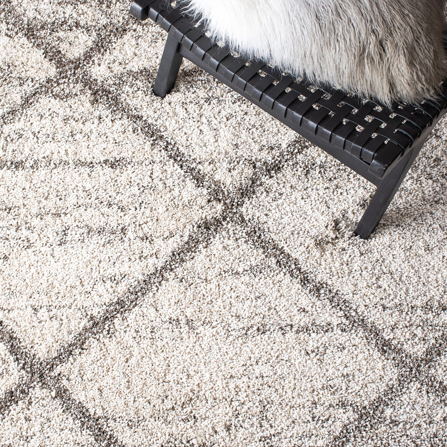 SAFAVIEH Hudson Shag Collection Area Rug - 10' x 14', Grey & Beige, Modern Trellis Design, Non-Shedding & Easy Care, 2-inch Thick Ideal for High Traffic Areas in Living Room, Bedroom (SGH281J)