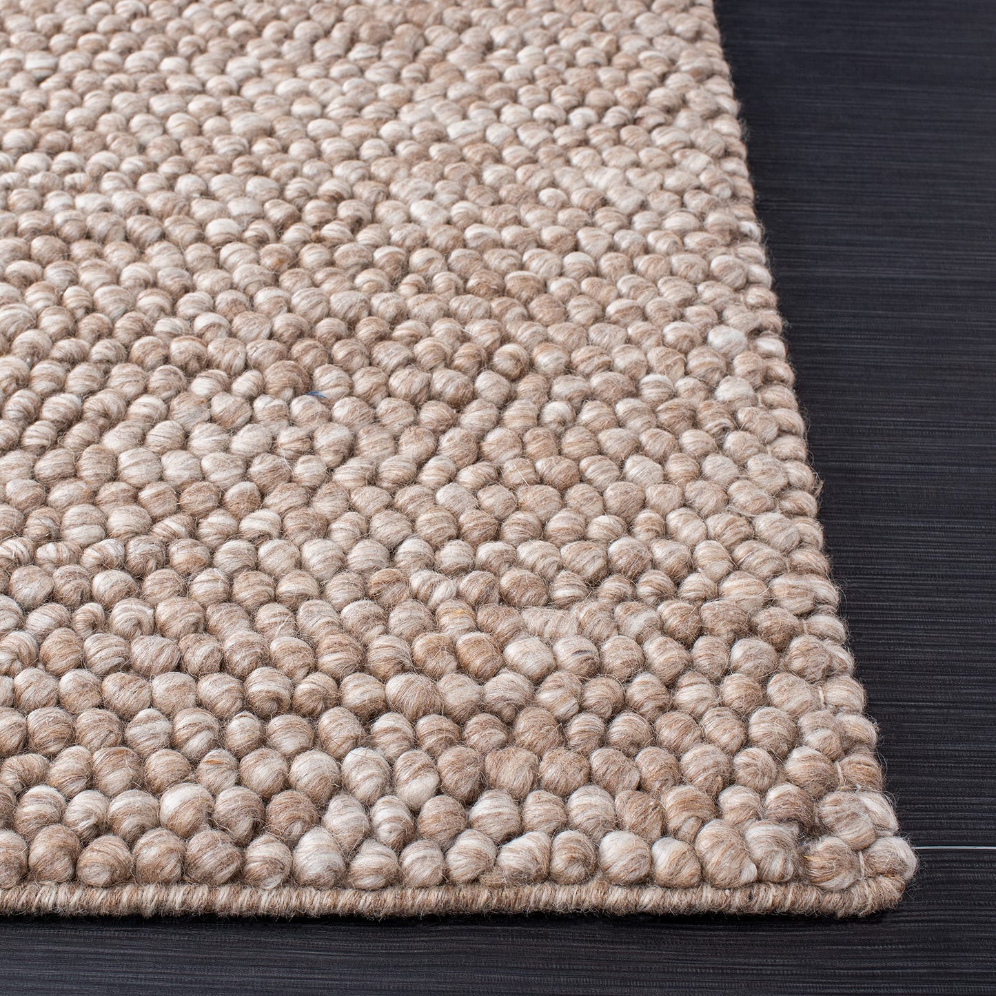 SAFAVIEH Area Rug 6x9 - Natura Collection - Brown, Handmade Wool Blend, Textured Design, Ideal for Living Room, Bedroom, Dining Space (NAT620T)