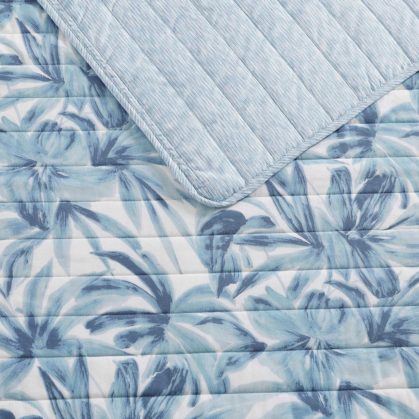 Tommy Bahama - King Quilt Set, Luxurious Bedding with Matching Shams, Coastal Inspired Room Essentials (Aubrey Blue, King)