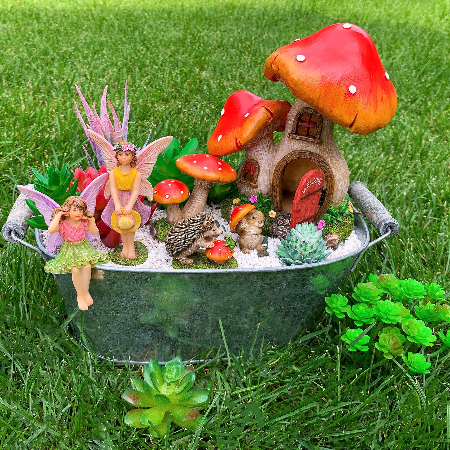 Mood Lab Fairy Garden Figurines - Mushroom House Set (6 pcs) - Miniature Decorative Statues & Accessories - Outdoor & Indoor Garden Decor