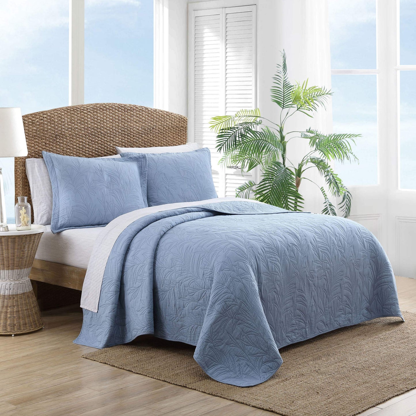 Tommy Bahama - 2 Piece Standard Sham Set, Cotton Bedding with Envelope Closure, Pre-Washed for Added Softness (Costa Sera Blue, 21x27)