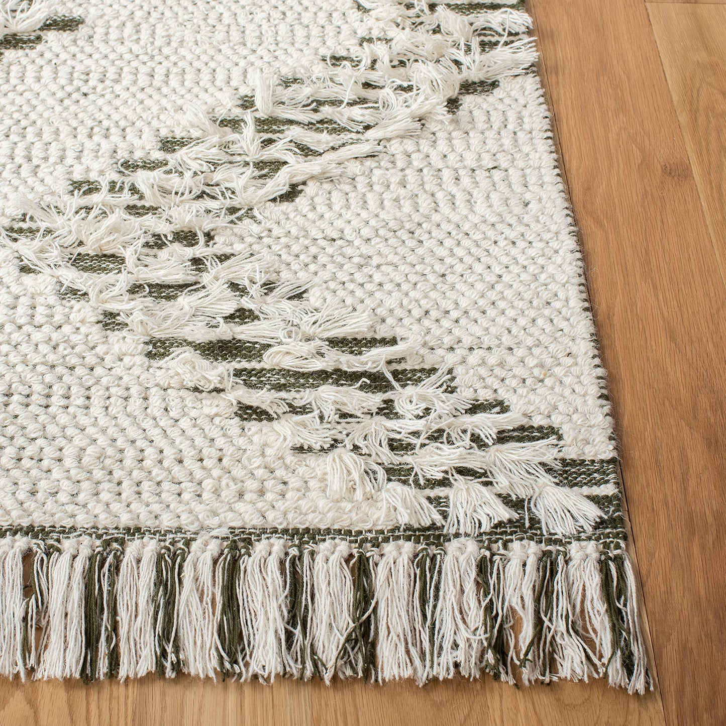 SAFAVIEH Area Rug 8x10 - Vermont Collection - Large - Ivory & Green, Handmade Wool, Ideal for Living Room, Bedroom, Office, Dining Space (VRM501A)