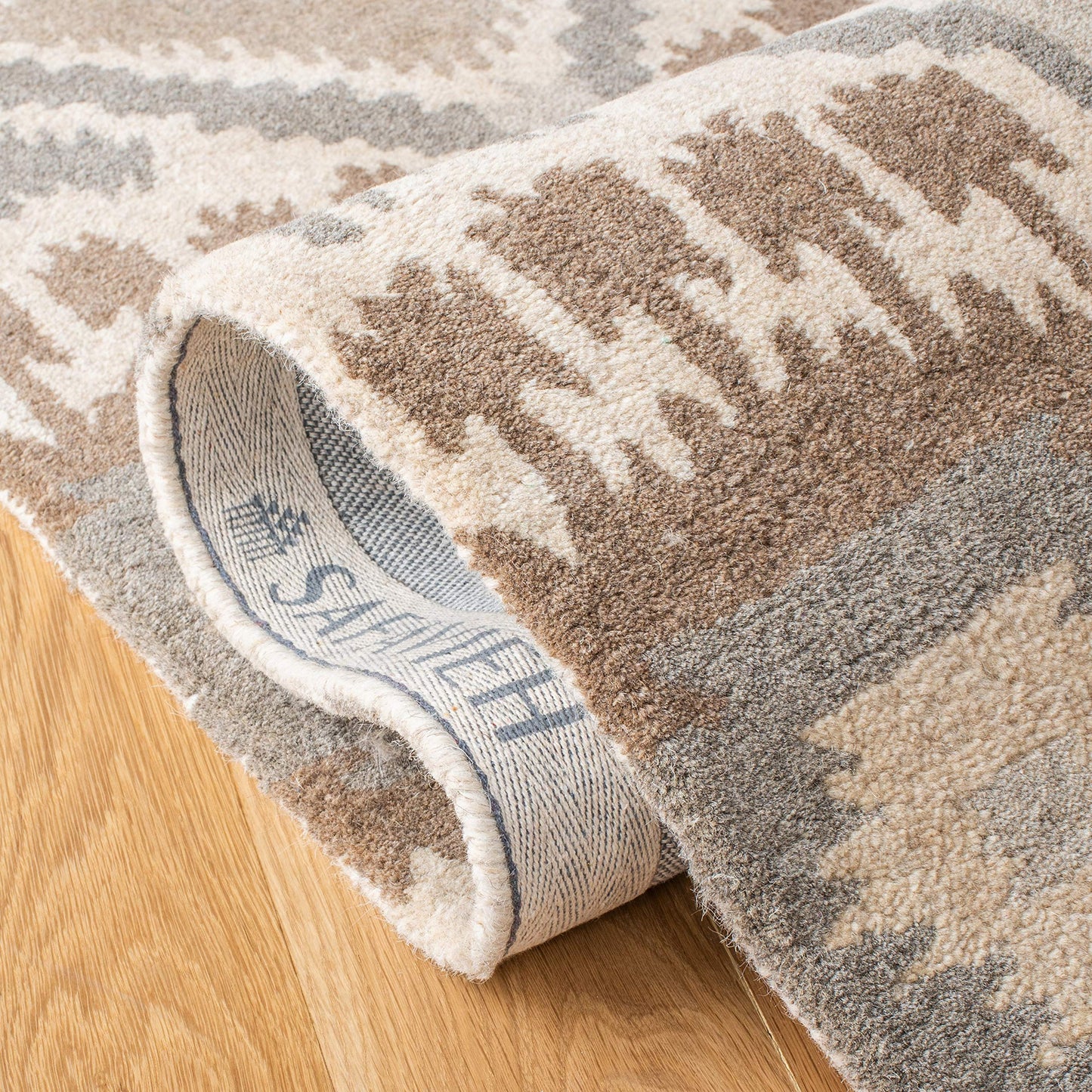 SAFAVIEH Area Rug 8x10 - Wyndham Collection - Large - Natural & Multi, Handmade Wool, Modern Design, Ideal for Living Room, Bedroom, Office, Dining Space (WYD720A)