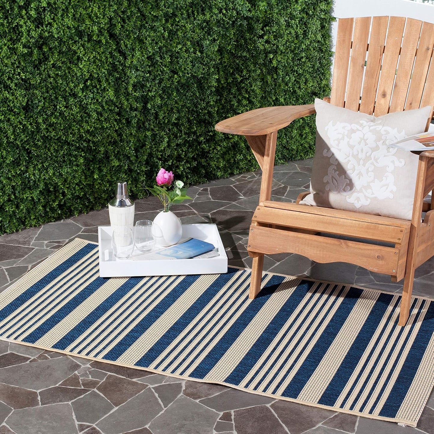 SAFAVIEH Courtyard Collection Accent Rug 2' x 3'7', Navy & Beige, Indoor/Outdoor, Washable, Non-Shedding